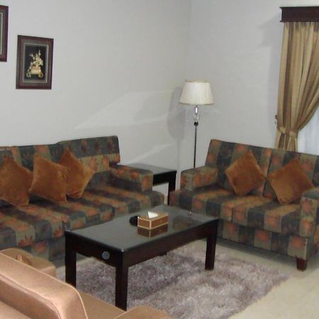 One To One Lejlighedshotel Al Khobar Værelse billede