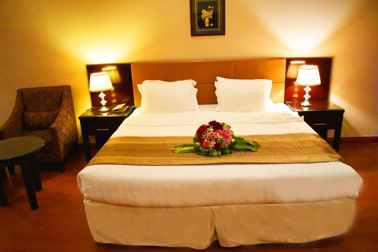 One To One Lejlighedshotel Al Khobar Eksteriør billede