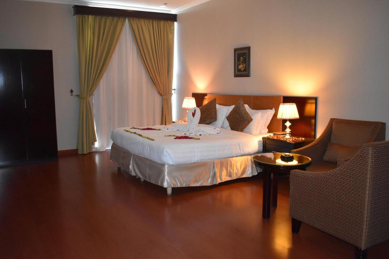 One To One Lejlighedshotel Al Khobar Eksteriør billede